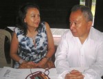 OLYMPUS DIGITAL CAMERA Janeth Sarmiento (Directora de Fortalecimiento del MEN) y Abogado Julio Calderon nuevo administrador de la educación para el Putumayo. Foto : Germán Arenas