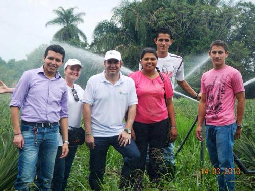 Fabian Belnavis y Jóvenes del Proyecto UTOPIA en Yopal - Casanare