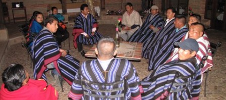 Una representación de 15 indígenas Kamëntsá, entre danzantes, autoridad tradicional y exgobernadores, viajaron desde Sibundoy (Putumayo) hasta Villa de Leyva (Boyacá).
