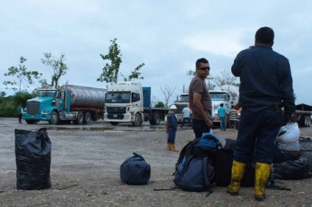 El transporte de crudo desde los pozos del corredor Puerto Vega-Teteyé hasta las refinerías de Ecopetrol se encuentra paralizado. / María Flórez