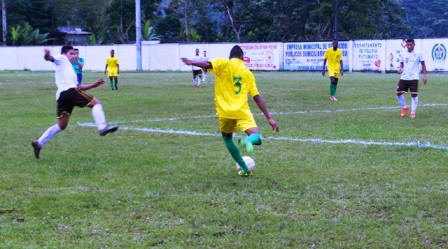 Con un marcador de 6 goles a 0, la selección de Nariño (uniforme amarillo) clasificó a la siguiente fase. Foto: Indercultura.