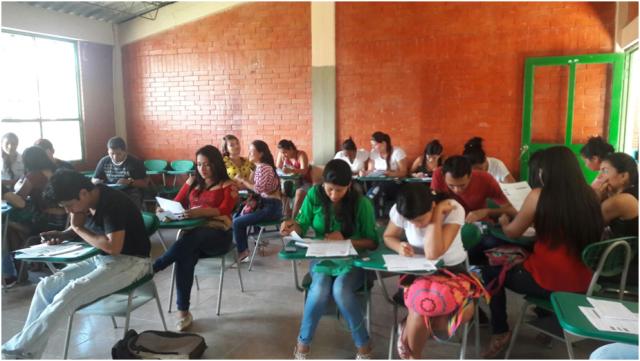 Estudiantes de IX Semestre de Ingeniería Ambiental del ITP en simulacro - Pruebas Saber Pro.