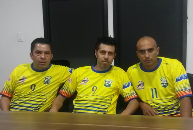 Juan Carlos, John Pinila y Diego Abril, integrantes de la Selección Colombia de Futsal
