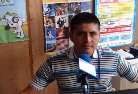 Periodista del Canal 2 de la Televisión en Mocoa Putumayo Mauricio Ramírez.