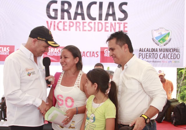 Entrega de 192 viviendas gratis en Puerto Caicedo