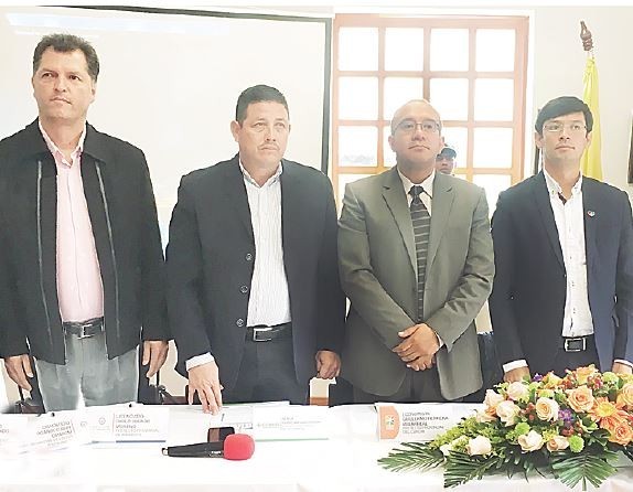 En el tercer encuentro binacional estuvieron los prefectos Pablo Jurado, Guido Vargas y Guillermo Herrera junto al gobernador de Nariño Camilo Romero