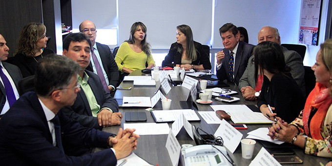 Integrantes del Consejo Nacional de Riesgos Laborales