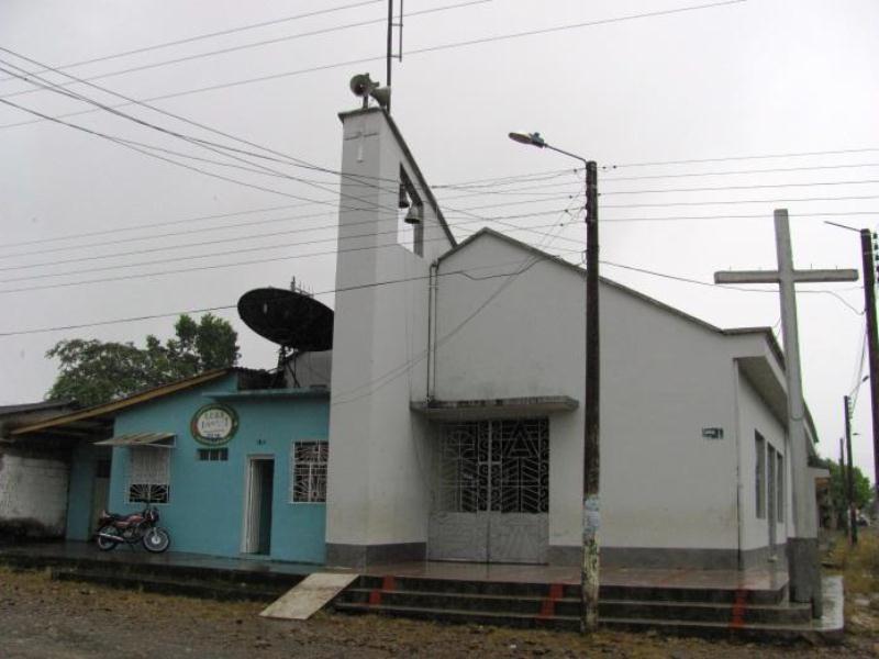 Iglesia Puerto Guzmán