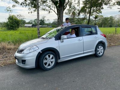 Nissan Tiida - Vendo o Cambio por Lote en La Dorada