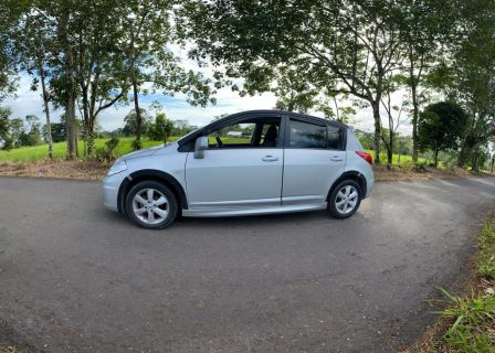 Nissan Tiida - Vendo o Cambio por Lote en La Dorada