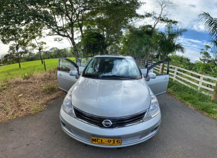 Nissan Tiida - Vendo o Cambio por Lote en La Dorada